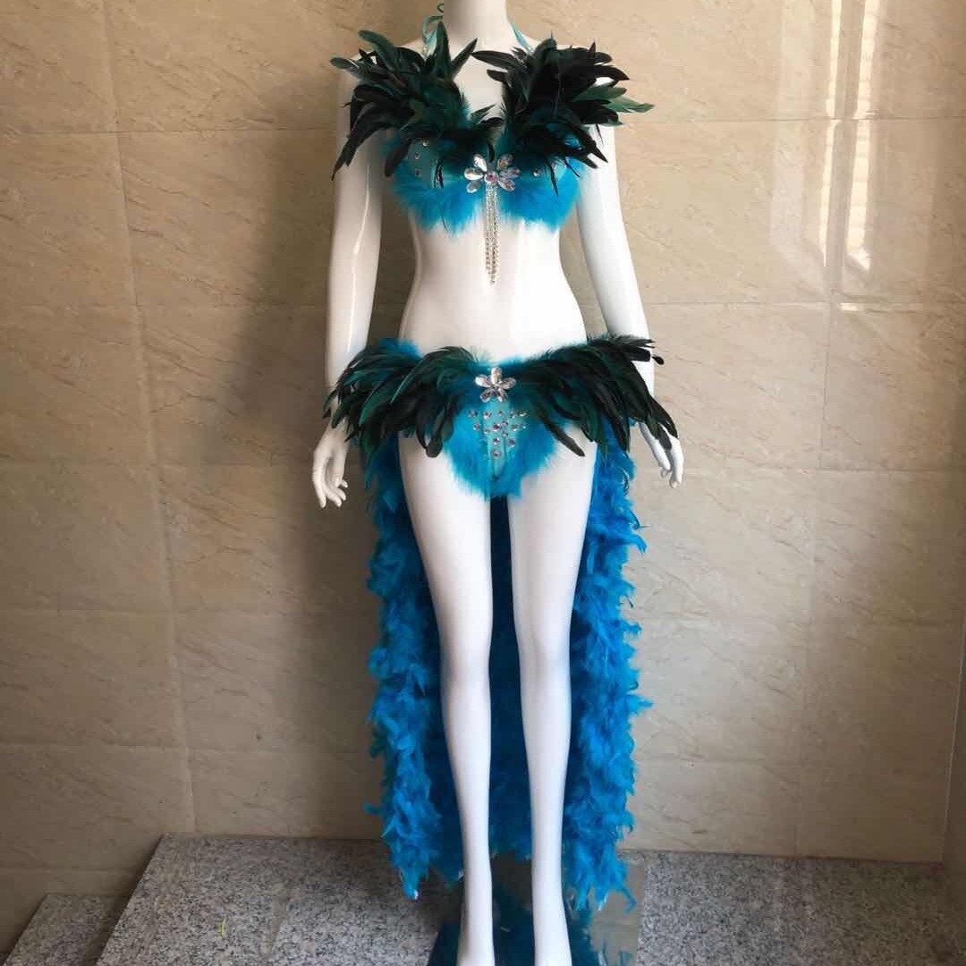女性用フェザービキニコスチューム、ラインストーン付きホルター - Thong Bikini Women のレビューと価格